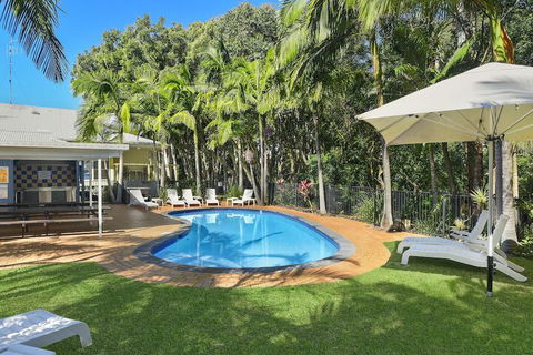 Flynns On Surf Beach Villas - ACT Tourism 2