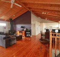 Pelican Sands Bed  Breakfast - ACT Tourism