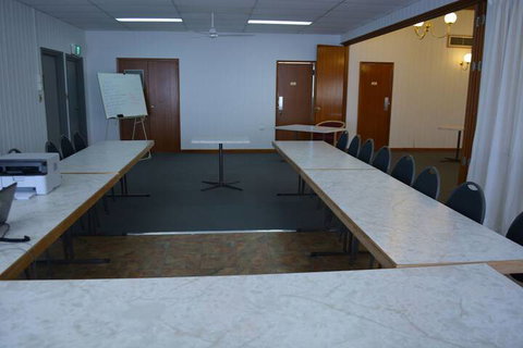 Spa Village Travel Inn - ACT Tourism 6