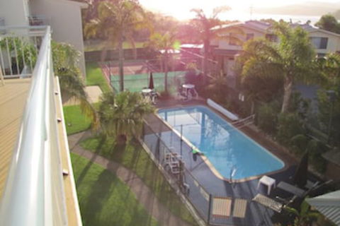 Apollo Apartments - ACT Tourism 2