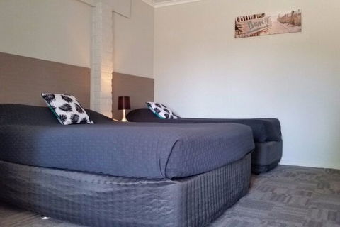 Foreshore Motel - ACT Tourism 4