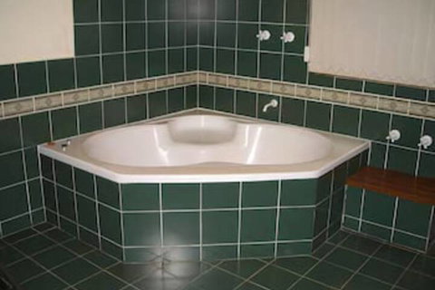 Madison's Mountain Retreat - ACT Tourism 6