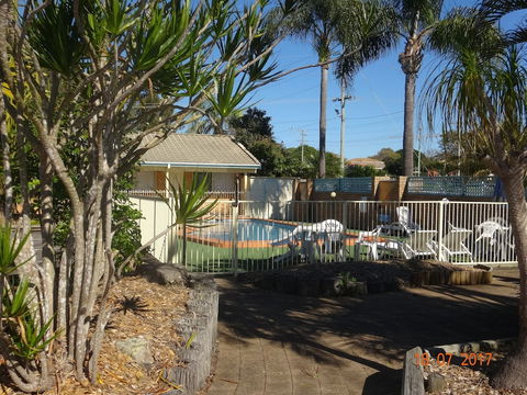 Forster Palms Motel - ACT Tourism 3