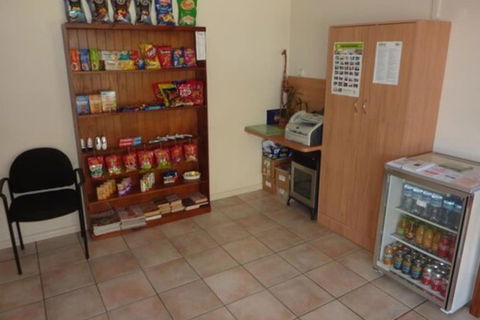 Atlas Motel - ACT Tourism 7