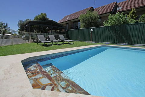 Atlas Motel - ACT Tourism 2