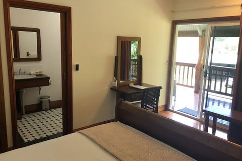 Daintree Manor Bed & Breakfast - ACT Tourism 6