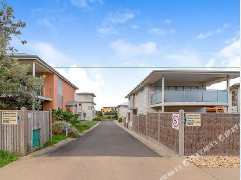 Fabulous Townhouse At The Famous Smiths Beach - ACT Tourism 4