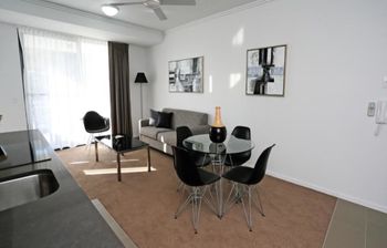 Under The Townsville Sun (694I) - ACT Tourism 5