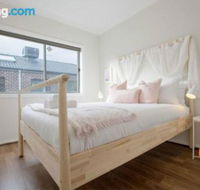 109Cozy Cranbourne Family House5Bed2Bath2Parking - ACT Tourism