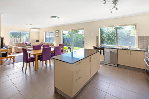Toonalook Retreat Pet Friendly & Close To Town - ACT Tourism 5