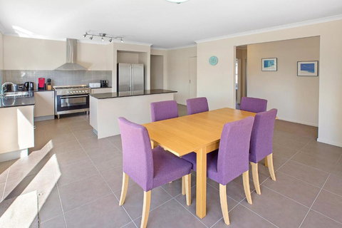 Toonalook Retreat Pet Friendly & Close To Town - ACT Tourism 6