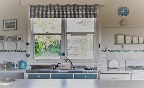 Polperro A Quintessential Seaside Experience - ACT Tourism 4