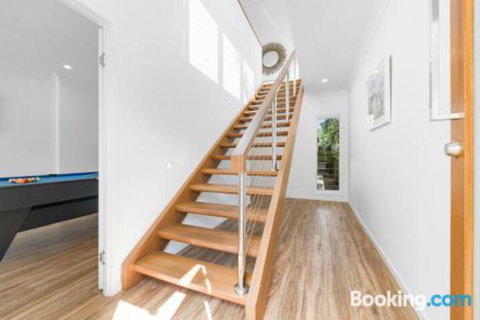 Mudjimba Island Beach House - ACT Tourism 2