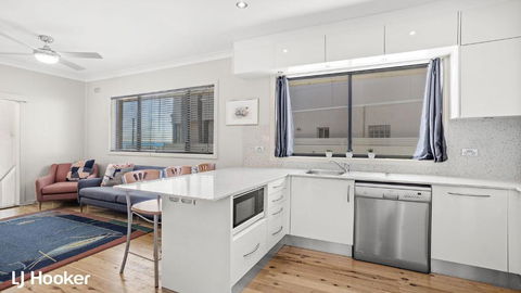 Yacaaba Beautiful Waterfront Location - ACT Tourism 6