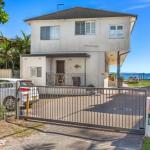 Yacaaba Beautiful Waterfront Location - ACT Tourism 0