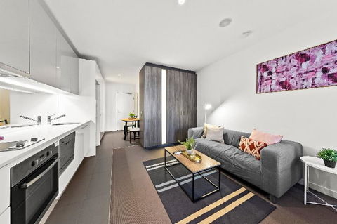 A Stylish & Comfy CBD Studio Near Southern Cross - ACT Tourism 5