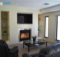 Eagles Nest - ACT Tourism