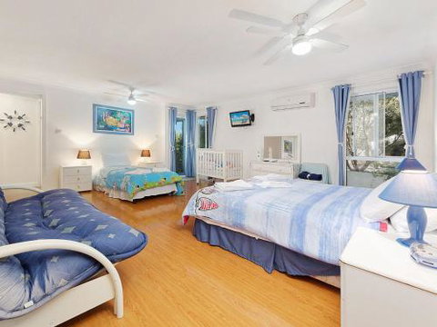 NANNY & POPPYS BEACH HOUSE Gerroa 4pm Check Out Sundays - ACT Tourism 6