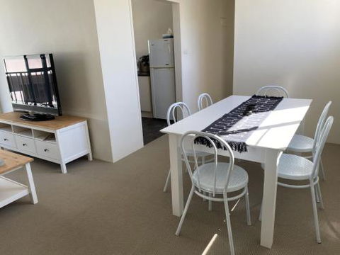 Flynns Retreat Everard Street - ACT Tourism 2