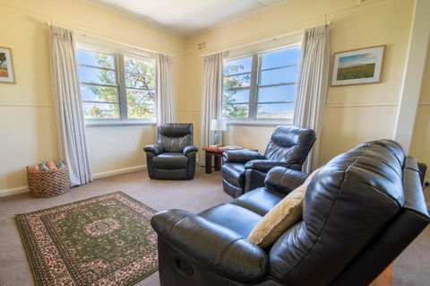 The Cottage Bondonga - ACT Tourism 4