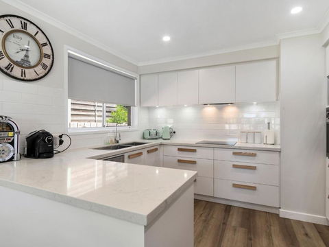 Rosebud Family Escape On Laurens - ACT Tourism 2