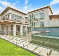 Beachfront Location 28 Mitchell Pde - ACT Tourism