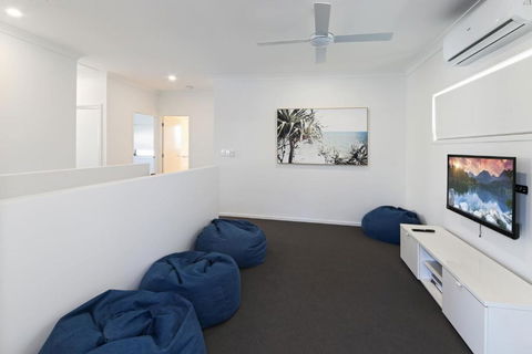 11 Ann Street Coolum Beach - ACT Tourism 1