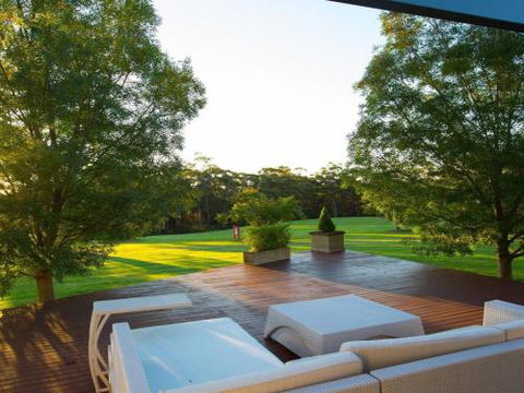 ALPINE LODGE Alpine Southern Highlands 4pm Check Out Sundays - ACT Tourism 1