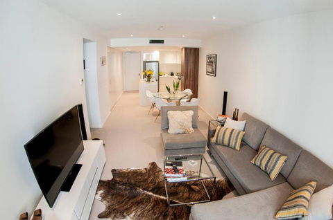 KUI Manhattan Apartments - ACT Tourism 4