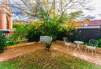 Spooky Hall Motel - ACT Tourism 3