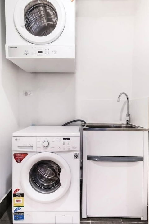 F03-darling Harbour 1 BDR APT - ACT Tourism 5