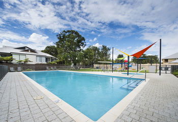 Forte Capeview Apartments - ACT Tourism 0