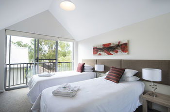 Forte Capeview Apartments - ACT Tourism 4