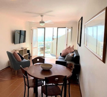 Scarborough Beach Front Resort Shell 13 - ACT Tourism 6