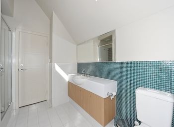 Mandurah Private Collection - ACT Tourism 5