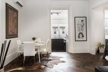 Stunning City Apartment H350 - ACT Tourism 5