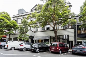 Stunning City Apartment H350 - ACT Tourism 4