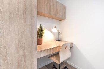 Executive Two Bedroom City Apartment With Views - ACT Tourism 4