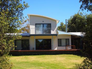 Uringah Rejuvenate Stays - ACT Tourism 4
