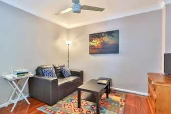 Super 1 Bedroom Pad In New Farm - ACT Tourism 0