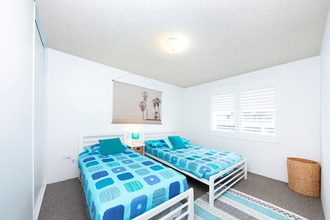 Hibiscus Court Unit 4 - ACT Tourism 1