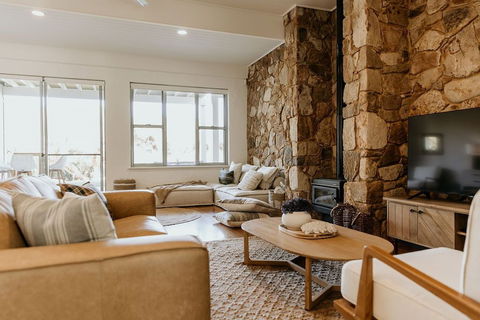 Waterfront - ACT Tourism 4