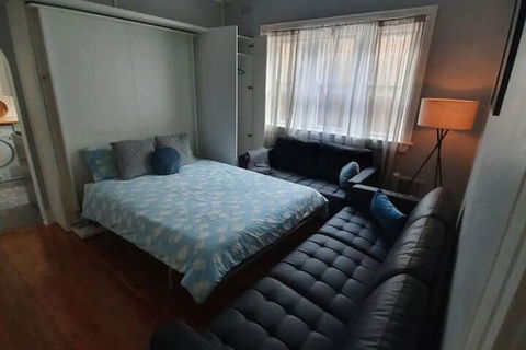 Incredible Location 2 Bedroom Bondi Beach Apartment - ACT Tourism 6