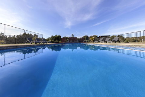 Ramada Resort By Wyndham Phillip Island - ACT Tourism 1