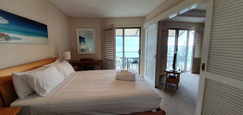 Sea Breeze Luxury Holiday Apartment Accommodation - ACT Tourism 5