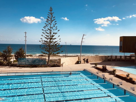 Sea Breeze Luxury Holiday Apartment Accommodation - ACT Tourism 4