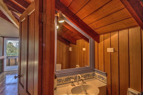 Sheoak On The Bay - ACT Tourism 5