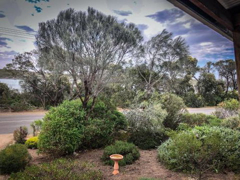 Samphire Beach House - ACT Tourism 4