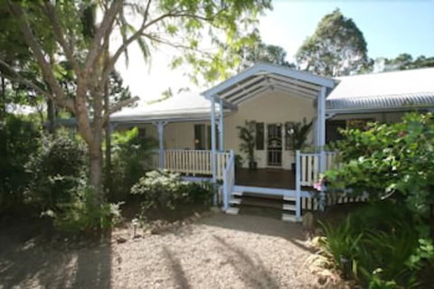 Noosa Country House - ACT Tourism 0