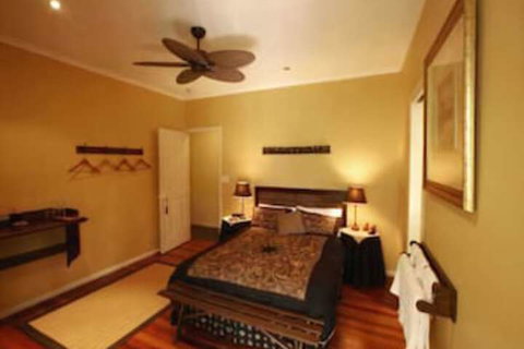 Noosa Country House - ACT Tourism 3